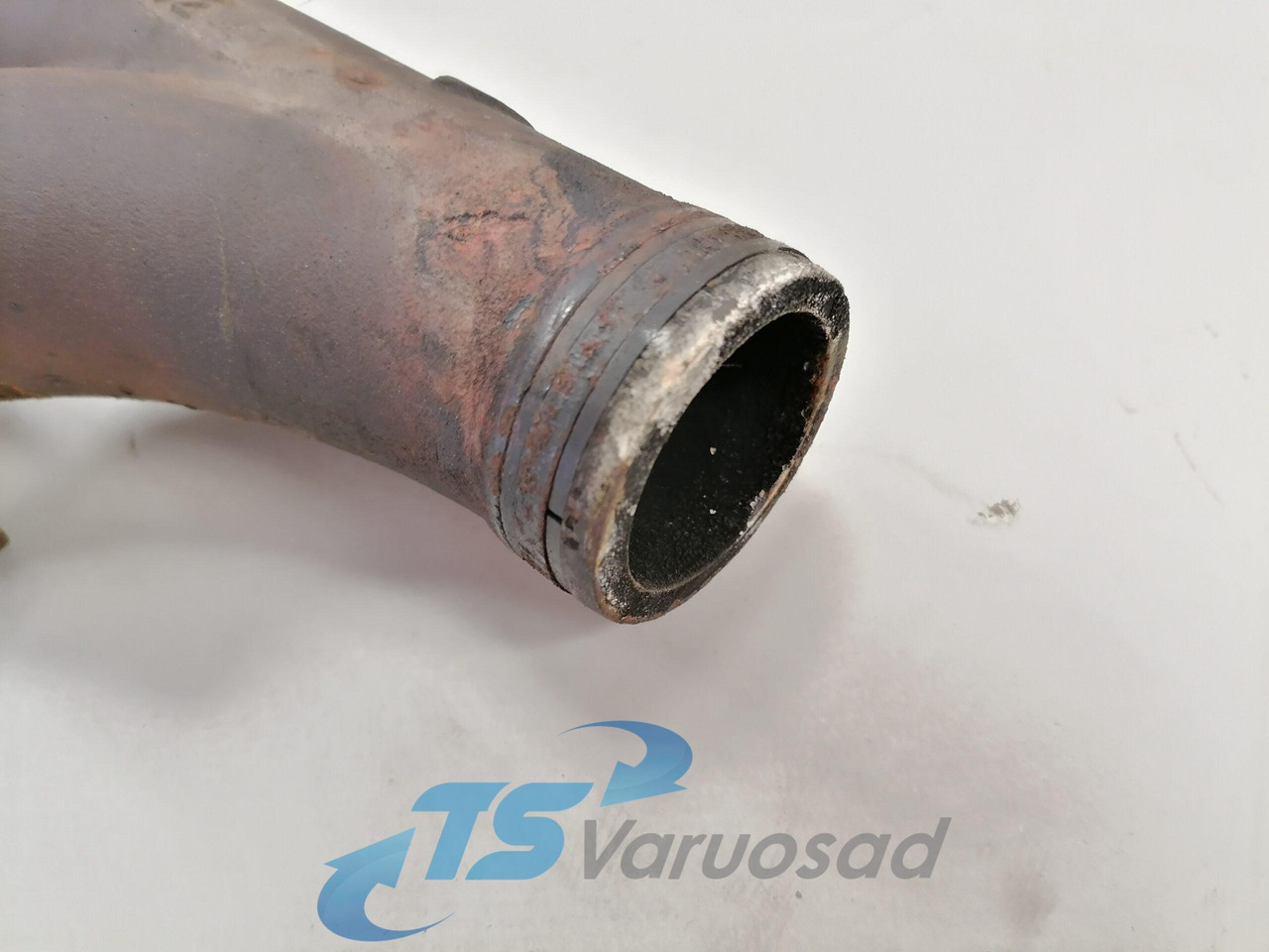 Scania Exhaust mainfold 1449051 - Colector de escape para Camión: foto 2 Scania Exhaust mainfold 1449051 - Colector de escape para Camión: foto 2