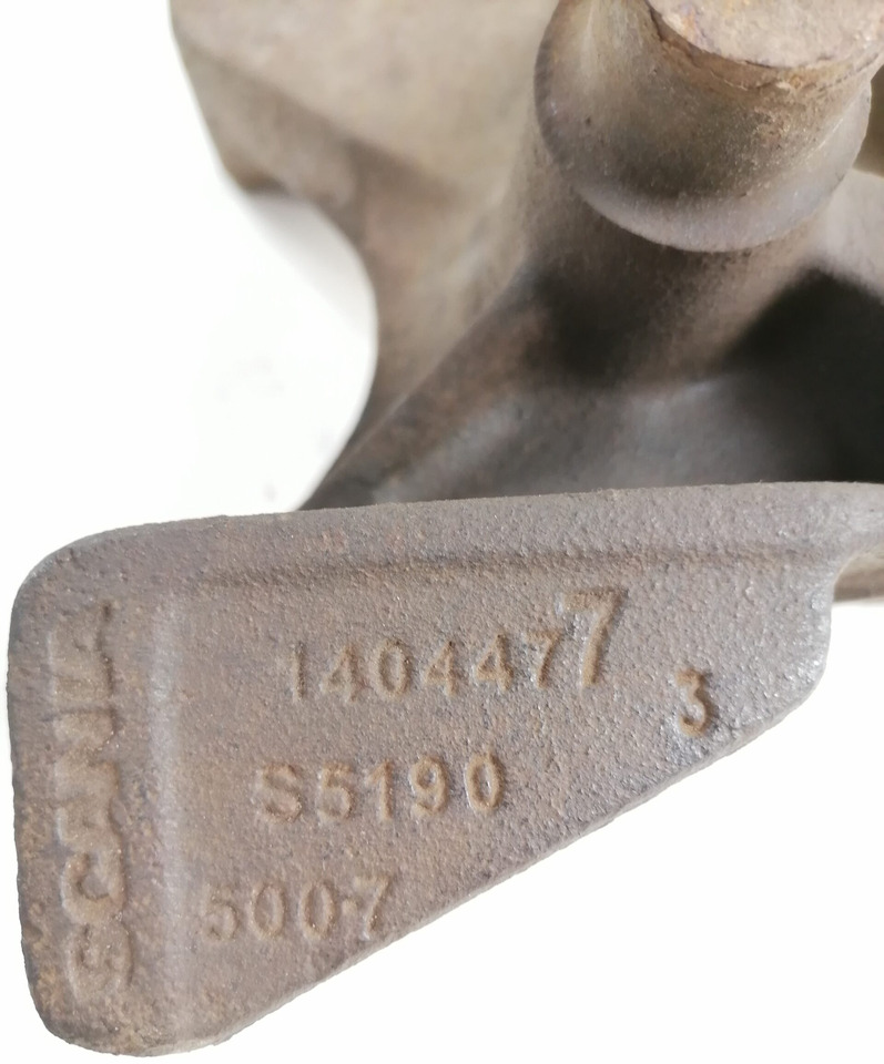 Scania Front bumper carrier 1404477 - Parachoques para Camión: foto 3 Scania Front bumper carrier 1404477 - Parachoques para Camión: foto 3