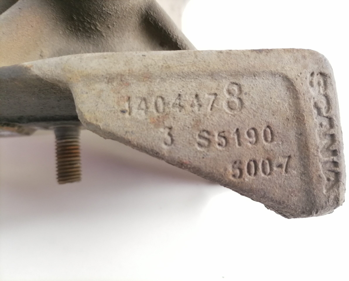 Scania Front bumper carrier 1404478 - Parachoques para Camión: foto 2 Scania Front bumper carrier 1404478 - Parachoques para Camión: foto 2