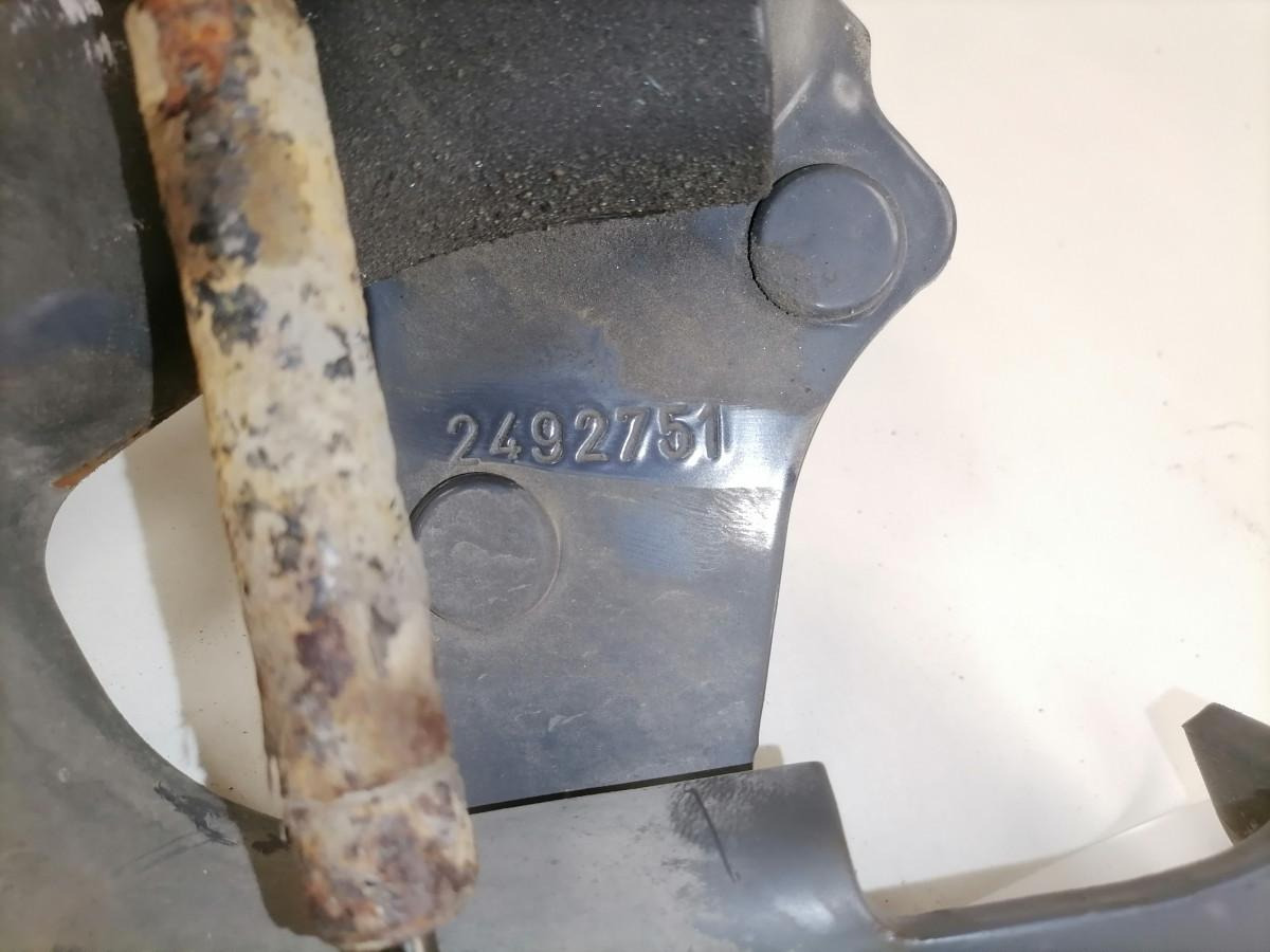 Scania Grille panel hinge 2492751 - Parrilla para Camión: foto 3 Scania Grille panel hinge 2492751 - Parrilla para Camión: foto 3