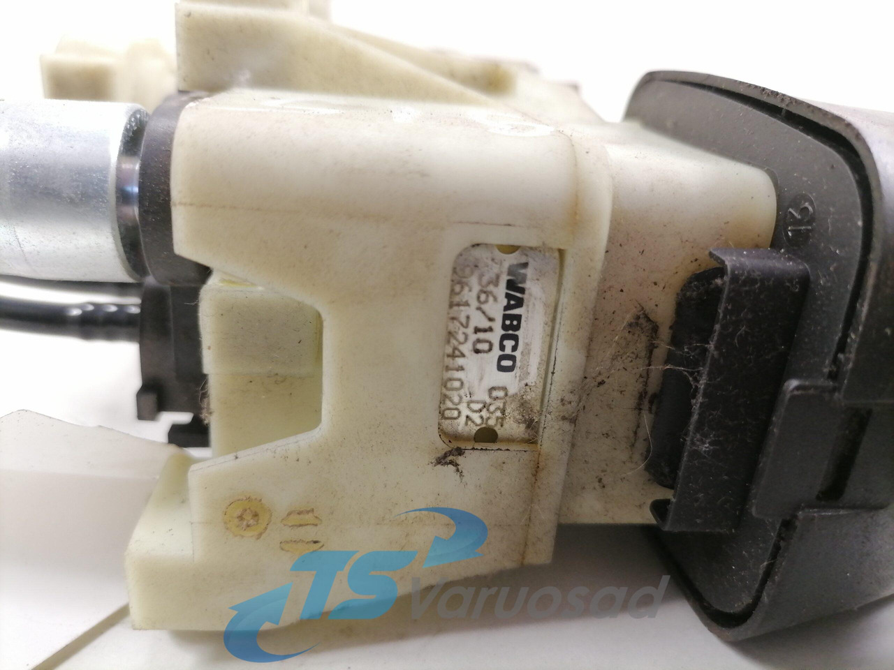 Scania Handbrake control lever 1882115 - Pieza universal para Camión: foto 4 Scania Handbrake control lever 1882115 - Pieza universal para Camión: foto 4
