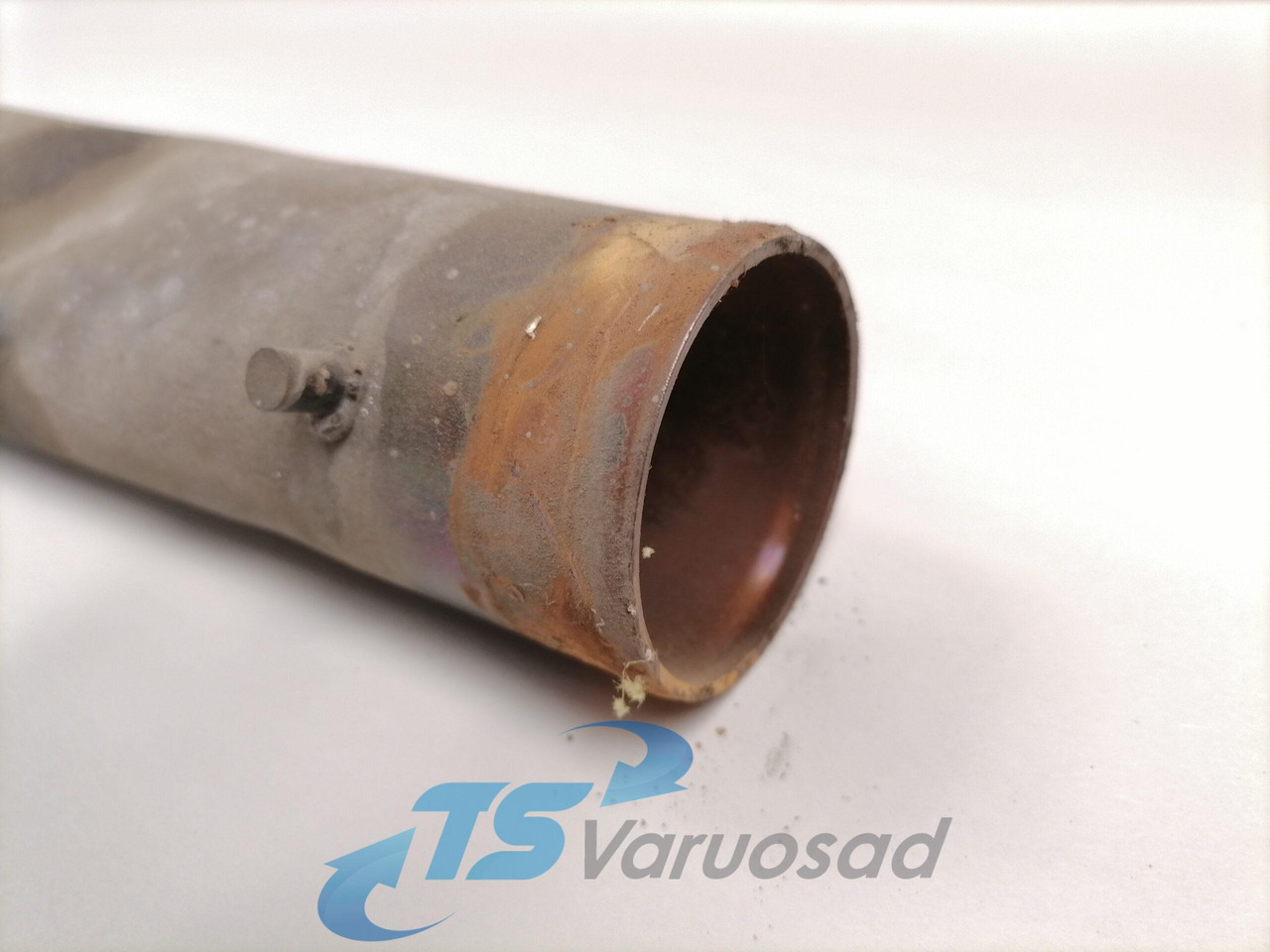 Scania Jahutusvedeliku toru, retarder 1781926 - Sistema de refrigeración para Camión: foto 2 Scania Jahutusvedeliku toru, retarder 1781926 - Sistema de refrigeración para Camión: foto 2