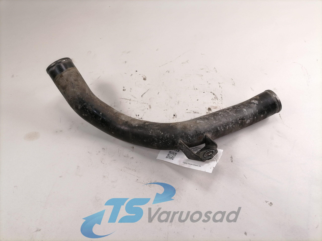 Scania Jahutusvedeliku toru, retarder 1892781 - Sistema de refrigeración para Camión: foto 1 Scania Jahutusvedeliku toru, retarder 1892781 - Sistema de refrigeración para Camión: foto 1