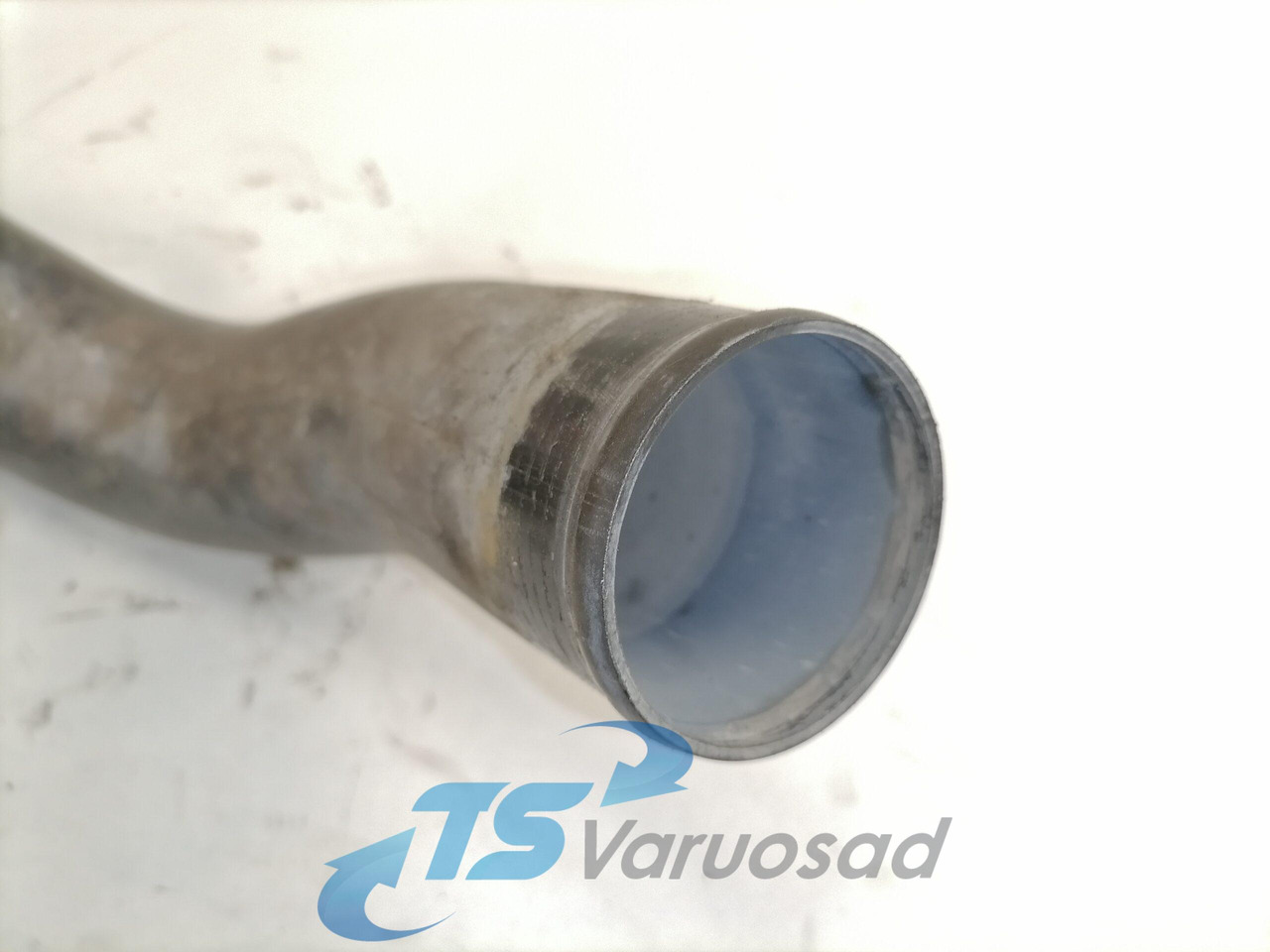 Scania Jahutusvedeliku toru, retarder 1892781 - Sistema de refrigeración para Camión: foto 2 Scania Jahutusvedeliku toru, retarder 1892781 - Sistema de refrigeración para Camión: foto 2