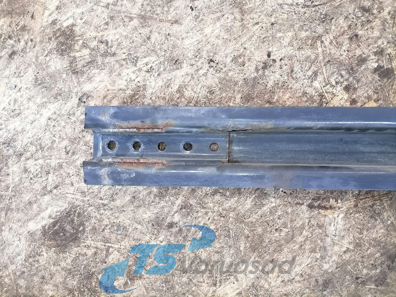 Scania Kütusepaagi kandur, Scania 1528906 - Depósito de combustible para Camión: foto 4 Scania Kütusepaagi kandur, Scania 1528906 - Depósito de combustible para Camión: foto 4