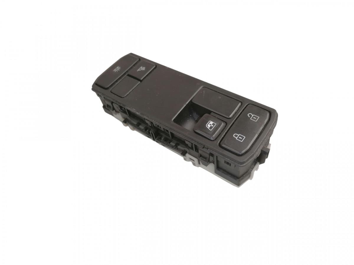 Scania Lüliti, klaasitõstuk 2569030 - Cabina para Camión: foto 1 Scania Lüliti, klaasitõstuk 2569030 - Cabina para Camión: foto 1