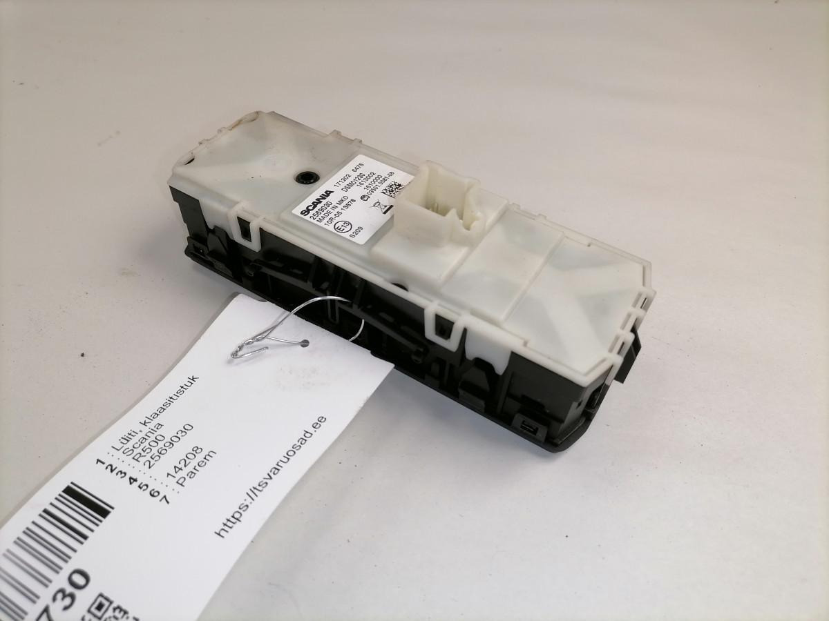 Scania Lüliti, klaasitõstuk 2569030 - Cabina para Camión: foto 4 Scania Lüliti, klaasitõstuk 2569030 - Cabina para Camión: foto 4