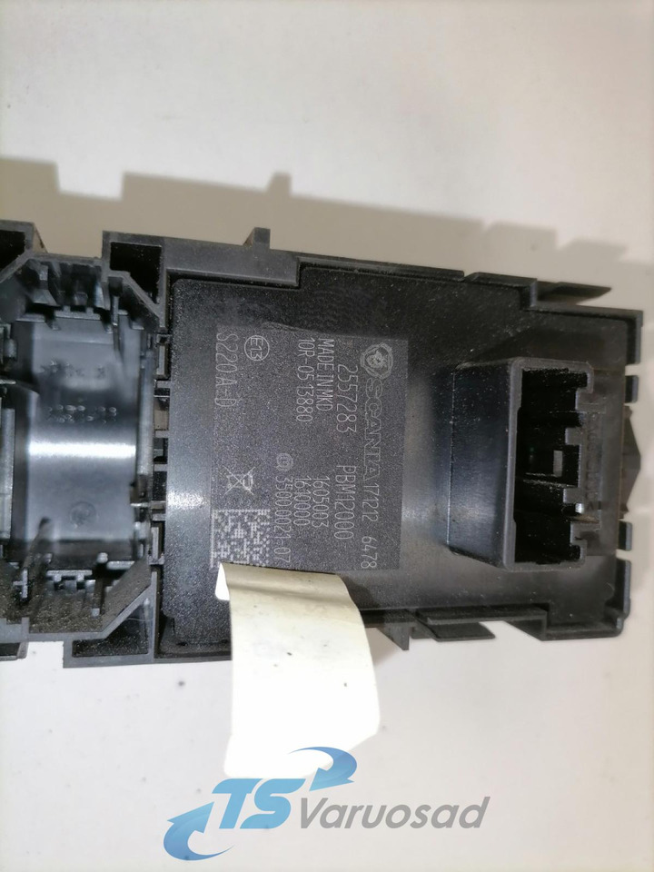 Scania Lülitite moodul 2557283 - Cabina para Camión: foto 4 Scania Lülitite moodul 2557283 - Cabina para Camión: foto 4