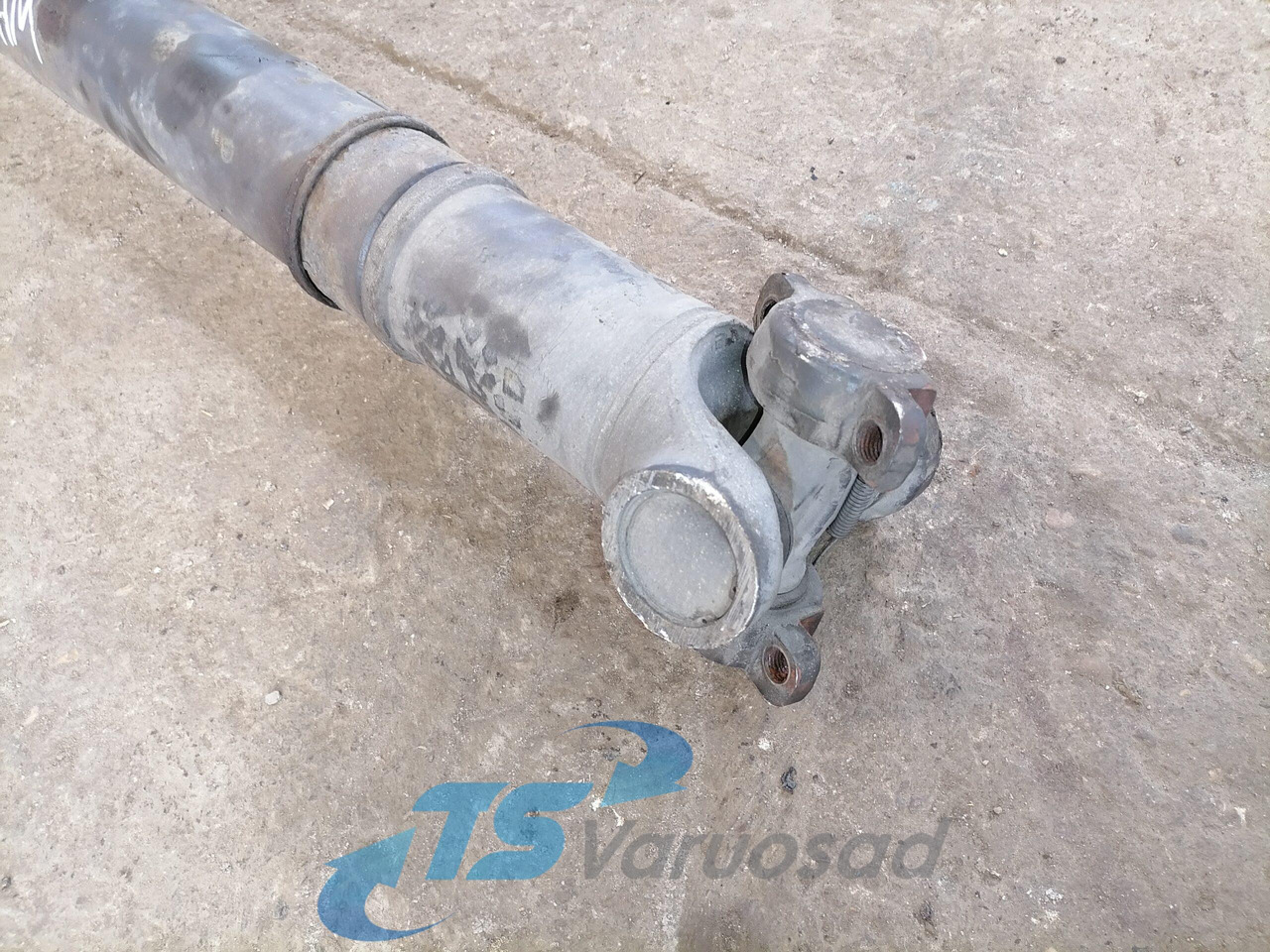 Scania Propeller shaft 1758616 - Árbol de transmisión para Camión: foto 3 Scania Propeller shaft 1758616 - Árbol de transmisión para Camión: foto 3