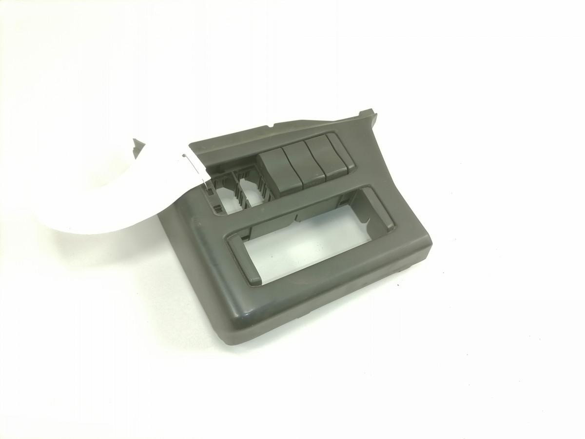 Scania Salongi plastik 2084596 - Pieza universal para Camión: foto 2 Scania Salongi plastik 2084596 - Pieza universal para Camión: foto 2