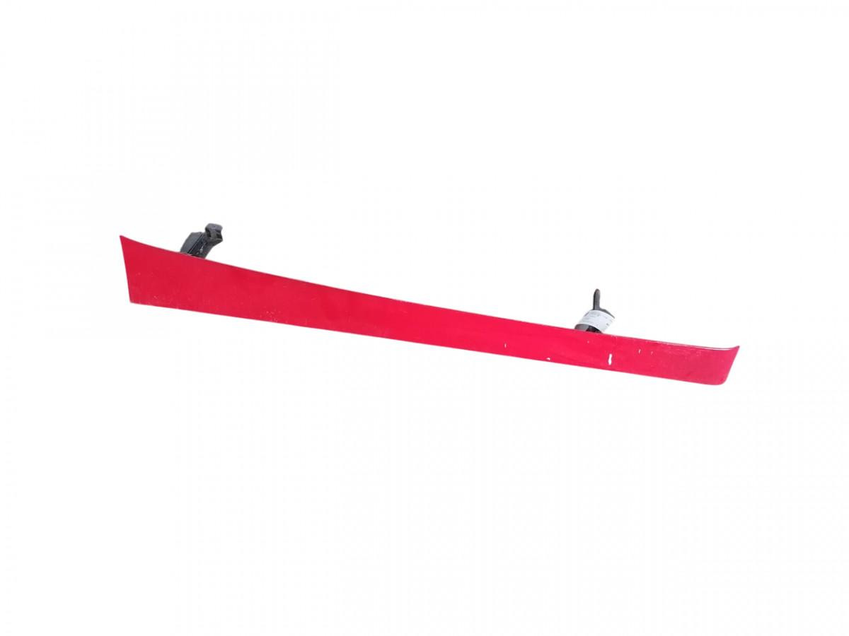 Scania Scania cab wind deflector, right side 1348520 - Aerodinámica/ Spoiler para Camión: foto 1 Scania Scania cab wind deflector, right side 1348520 - Aerodinámica/ Spoiler para Camión: foto 1