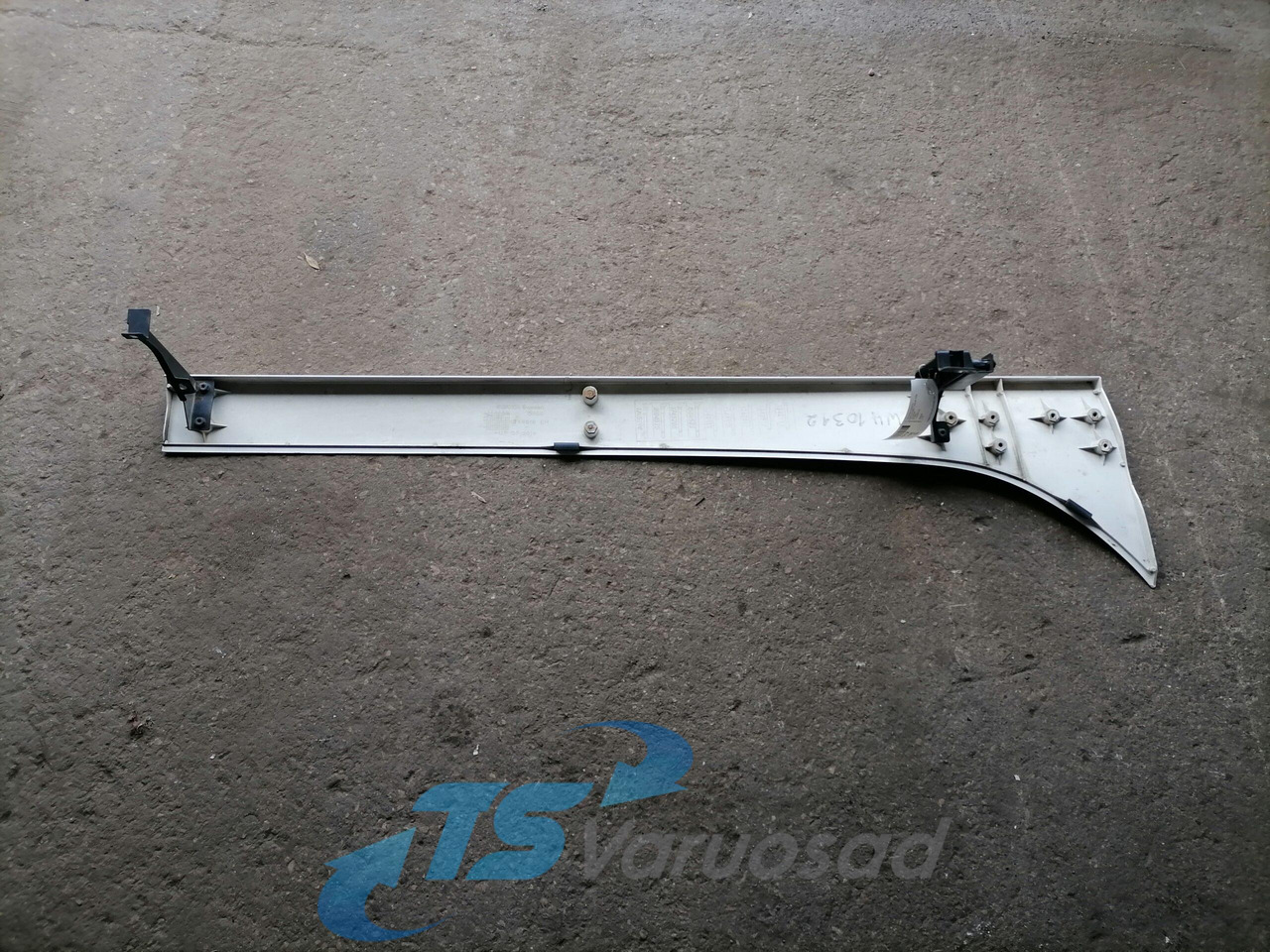 Scania Scania kabiini tuulesuunaja, vasak külg 1348519 - Aerodinámica/ Spoiler para Camión: foto 4 Scania Scania kabiini tuulesuunaja, vasak külg 1348519 - Aerodinámica/ Spoiler para Camión: foto 4