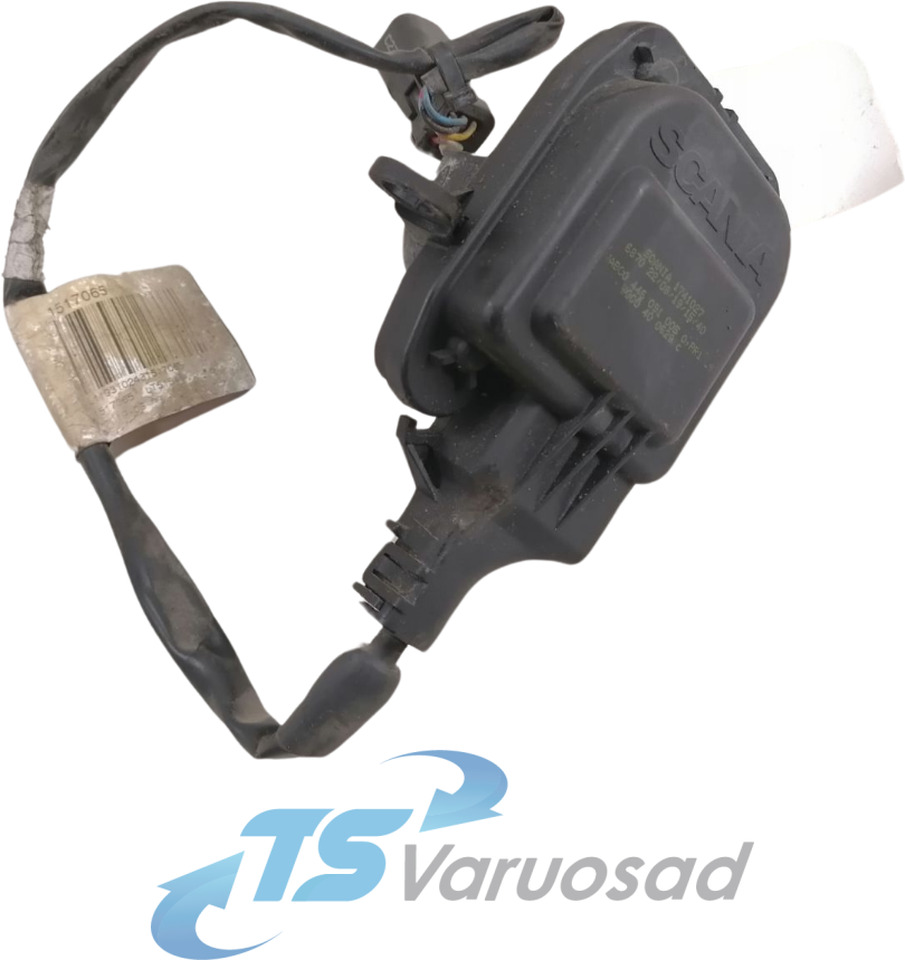 Scania Water valve 1741027 - Calefacción/ Ventilación para Camión: foto 1 Scania Water valve 1741027 - Calefacción/ Ventilación para Camión: foto 1