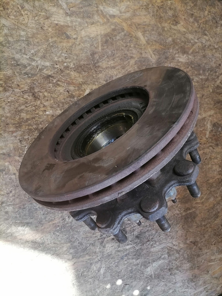 Scania Wheel hub 2290542 - Pieza universal para Camión: foto 2 Scania Wheel hub 2290542 - Pieza universal para Camión: foto 2