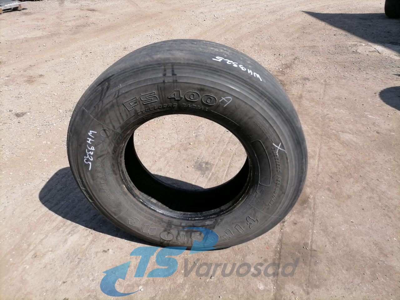 Universaalne Firestone FS400 295/80 R22,5 29580R225 - Neumáticos y llantas para Camión: foto 1 Universaalne Firestone FS400 295/80 R22,5 29580R225 - Neumáticos y llantas para Camión: foto 1