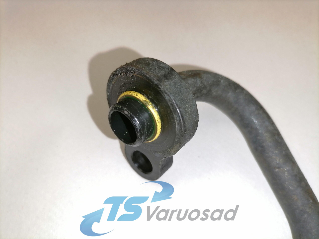 Volvo A/C pipe 82499193 - Calefacción/ Ventilación para Camión: foto 5 Volvo A/C pipe 82499193 - Calefacción/ Ventilación para Camión: foto 5