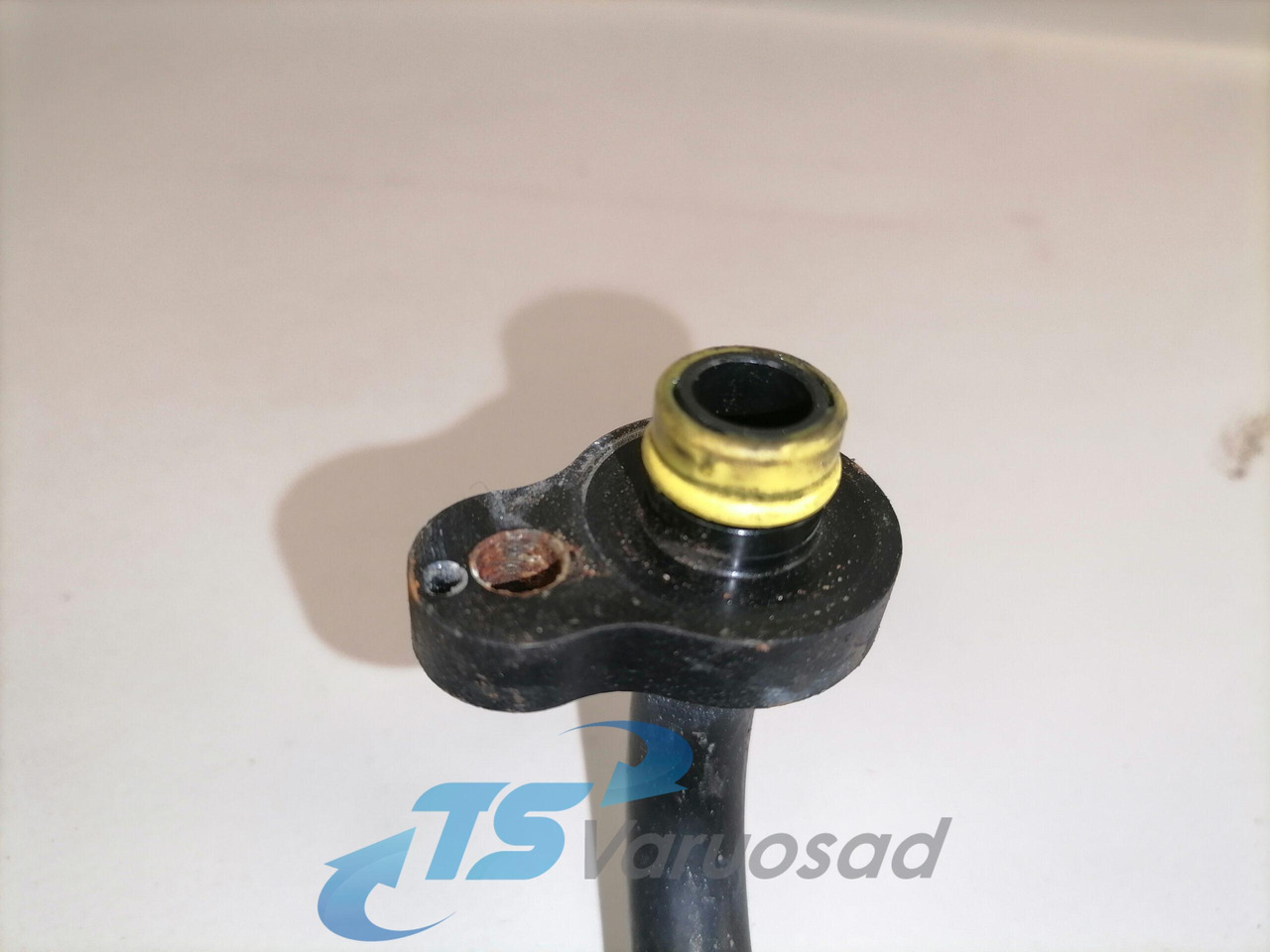 Volvo A/C pipe 84180959 - Calefacción/ Ventilación para Camión: foto 5 Volvo A/C pipe 84180959 - Calefacción/ Ventilación para Camión: foto 5