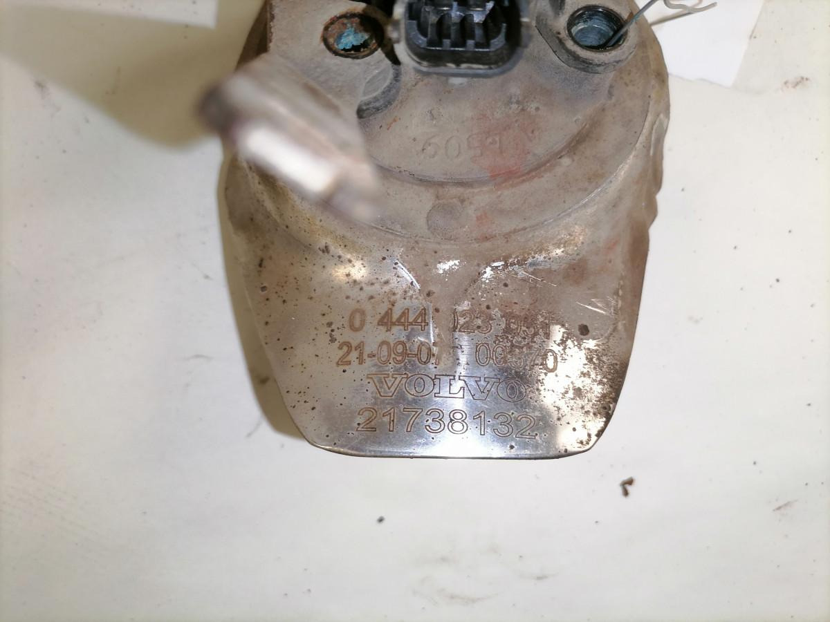 Volvo ADBlue dosaator 21738132 - Sistema de combustible para Camión: foto 5 Volvo ADBlue dosaator 21738132 - Sistema de combustible para Camión: foto 5