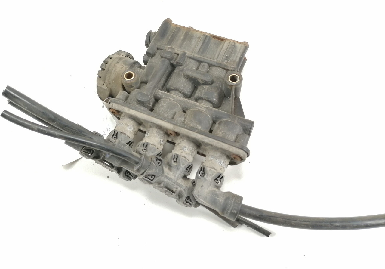 Volvo Air suspension control valve, ECAS 21083657 - Válvula de freno para Camión: foto 4 Volvo Air suspension control valve, ECAS 21083657 - Válvula de freno para Camión: foto 4