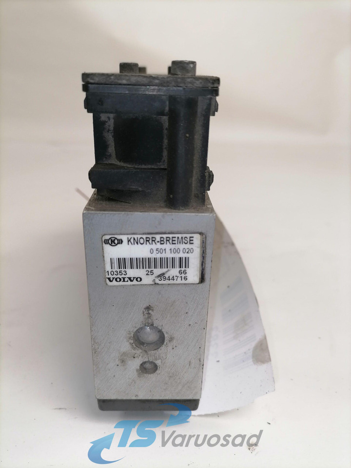 Volvo Air suspension control valve, ECAS 3944716 - Válvula de freno para Camión: foto 5 Volvo Air suspension control valve, ECAS 3944716 - Válvula de freno para Camión: foto 5