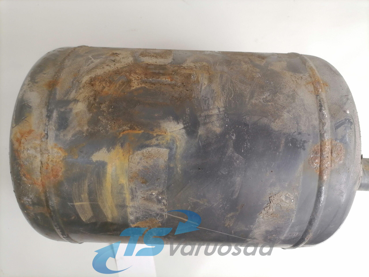 Volvo Air tank 20772295 - Pieza universal para Camión: foto 4 Volvo Air tank 20772295 - Pieza universal para Camión: foto 4