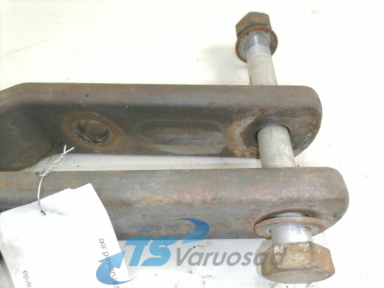 Volvo Anti-roll bar bracket 20812093 - Barra estabilizadora para Camión: foto 2 Volvo Anti-roll bar bracket 20812093 - Barra estabilizadora para Camión: foto 2