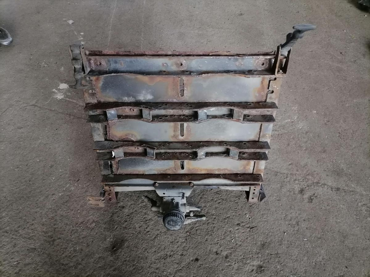 Volvo Battery box 20543103 - Acumulador para Camión: foto 5 Volvo Battery box 20543103 - Acumulador para Camión: foto 5