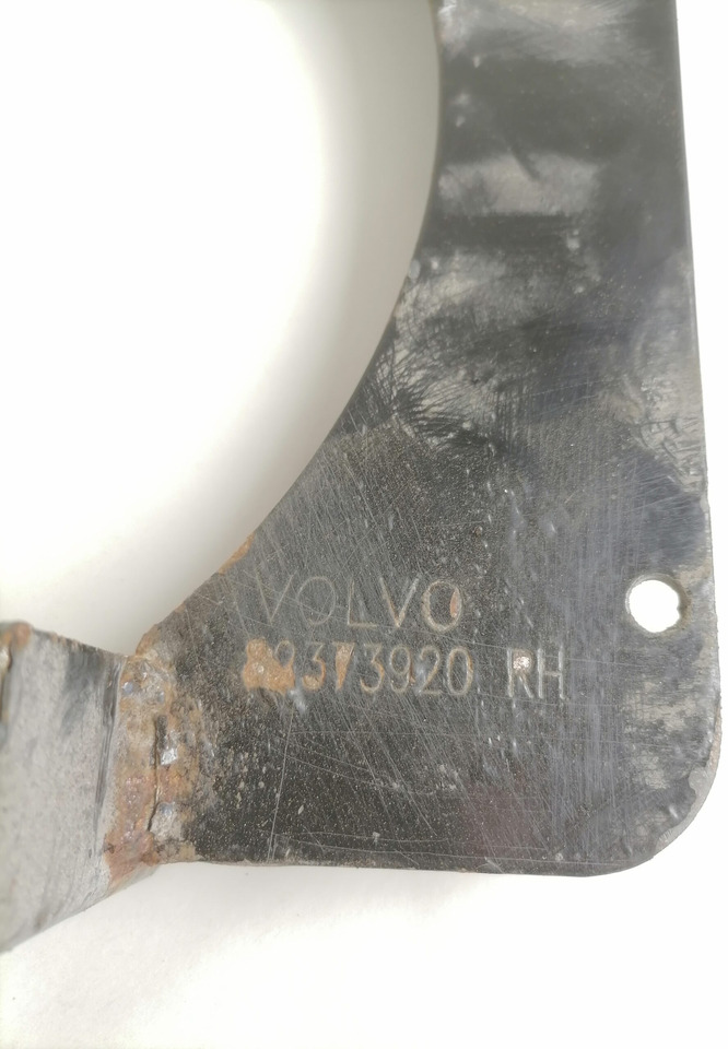 Volvo Bracket 82373920 - Bastidor/ Chasis para Camión: foto 3 Volvo Bracket 82373920 - Bastidor/ Chasis para Camión: foto 3