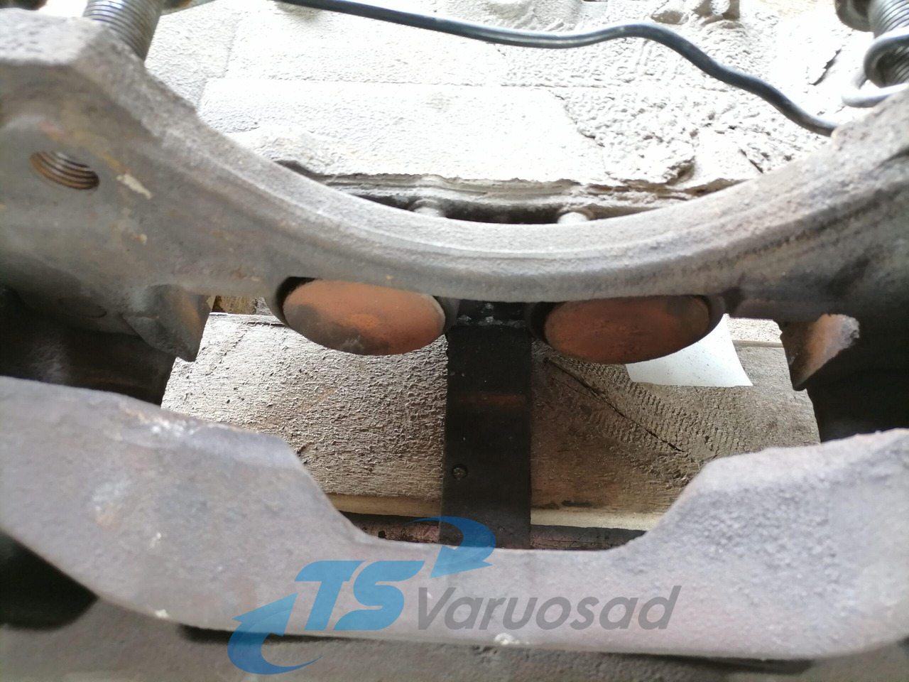 Volvo Brake caliper 21487603 - Piezas de freno para Camión: foto 3 Volvo Brake caliper 21487603 - Piezas de freno para Camión: foto 3