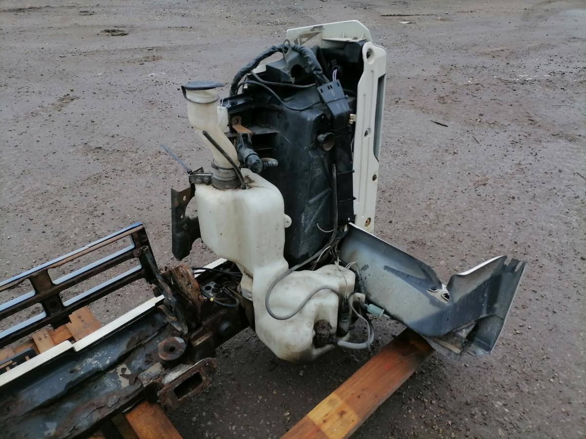 Volvo Bumper 20467442 - Parachoques para Camión: foto 4 Volvo Bumper 20467442 - Parachoques para Camión: foto 4