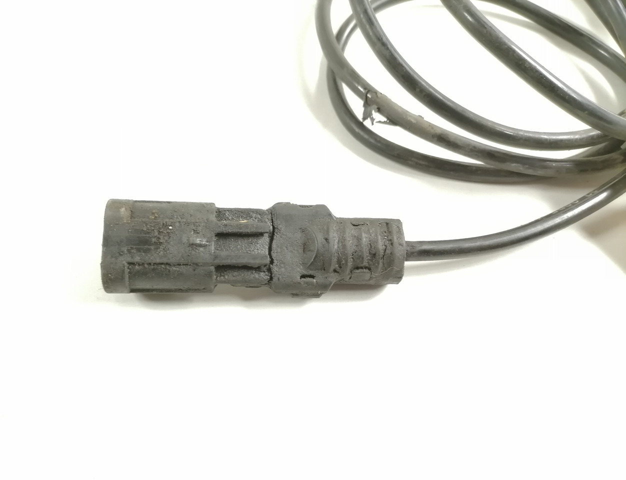 Volvo Cable, brake pad 20526766 - Piezas de freno para Camión: foto 3 Volvo Cable, brake pad 20526766 - Piezas de freno para Camión: foto 3