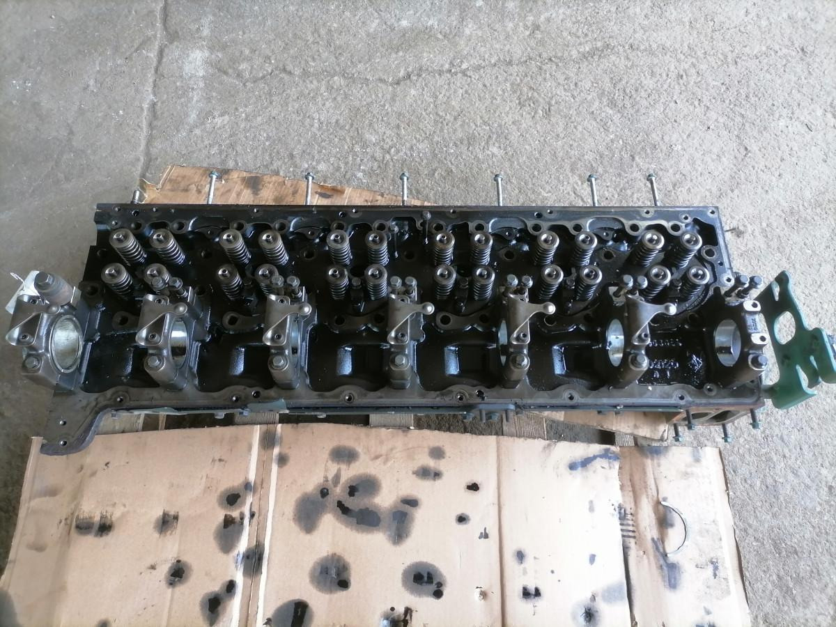 Volvo Cylinder head 21754367 - Cabezal de bloque para Camión: foto 2 Volvo Cylinder head 21754367 - Cabezal de bloque para Camión: foto 2