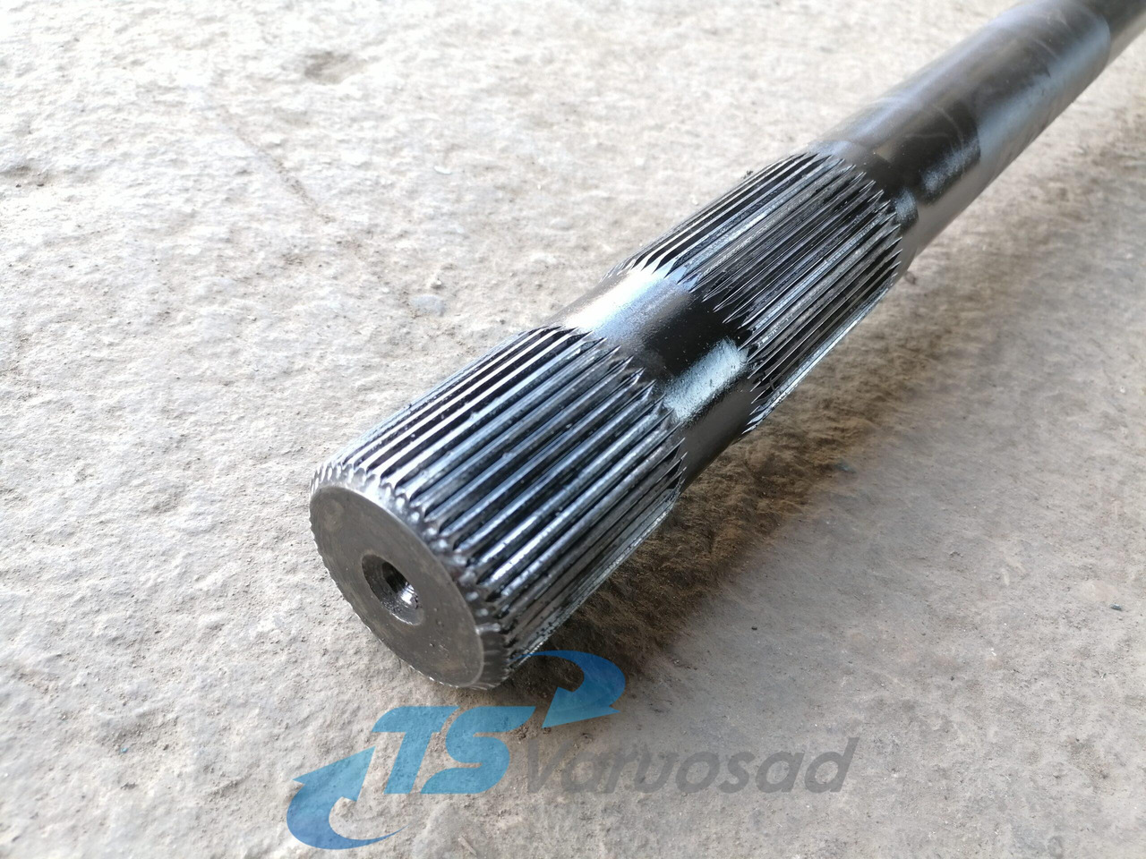 Volvo Drive shaft 20836831 - Palier para Camión: foto 2 Volvo Drive shaft 20836831 - Palier para Camión: foto 2