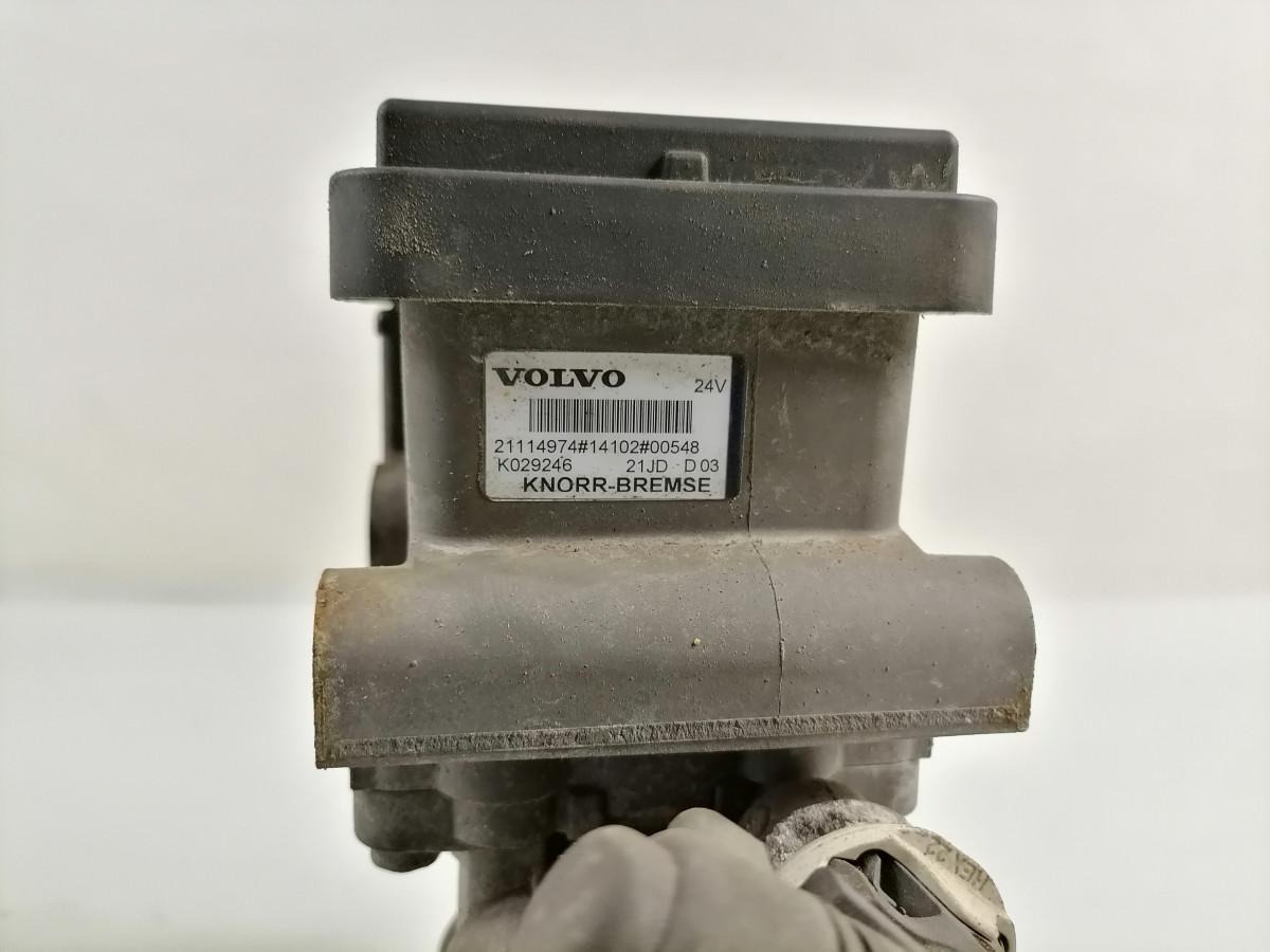 Volvo EBS brake valve 21114974 - Válvula de freno para Camión: foto 5 Volvo EBS brake valve 21114974 - Válvula de freno para Camión: foto 5