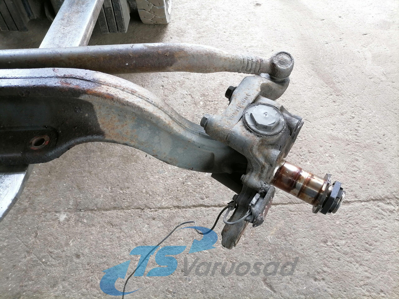 Volvo First axel housing 1026668 - Eje delantero para Camión: foto 3 Volvo First axel housing 1026668 - Eje delantero para Camión: foto 3