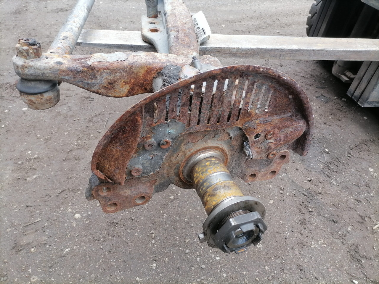 Volvo First axel housing 20399060 - Eje delantero para Camión: foto 5 Volvo First axel housing 20399060 - Eje delantero para Camión: foto 5