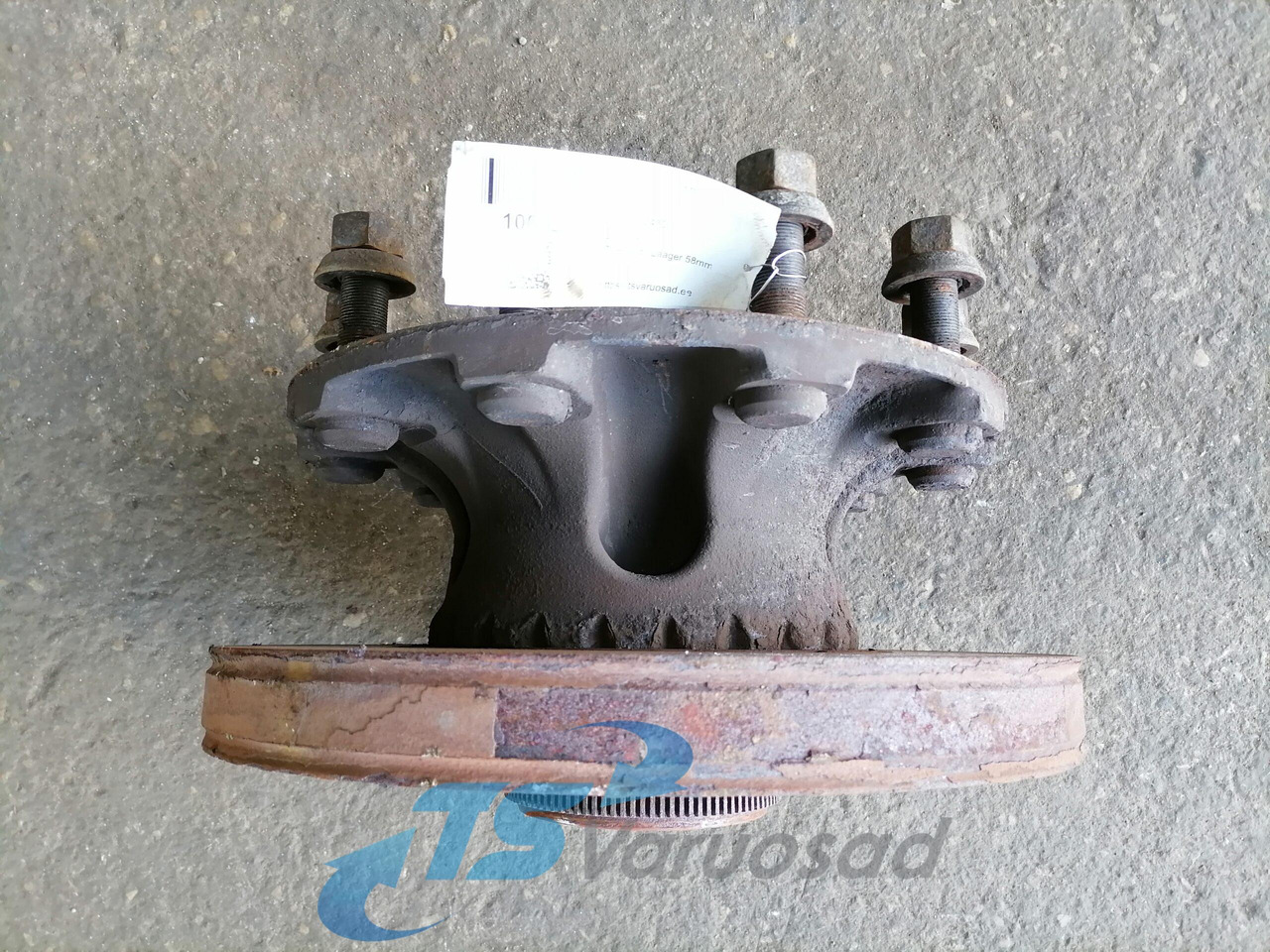 Volvo First wheel hub 21022433 - Cubo para Camión: foto 4 Volvo First wheel hub 21022433 - Cubo para Camión: foto 4