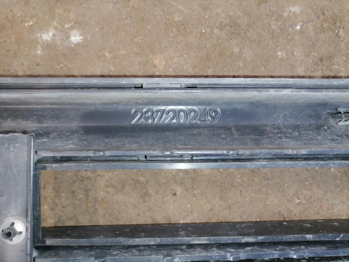 Volvo Grille panel 23720249 - Parrilla para Camión: foto 3 Volvo Grille panel 23720249 - Parrilla para Camión: foto 3