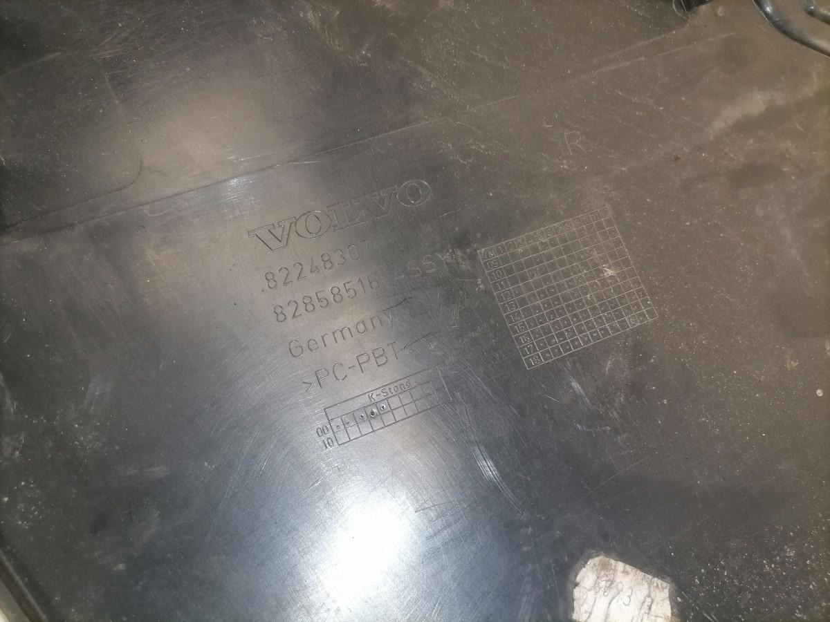 Volvo Iluvõre plastik 82858516 - Parrilla para Camión: foto 4 Volvo Iluvõre plastik 82858516 - Parrilla para Camión: foto 4