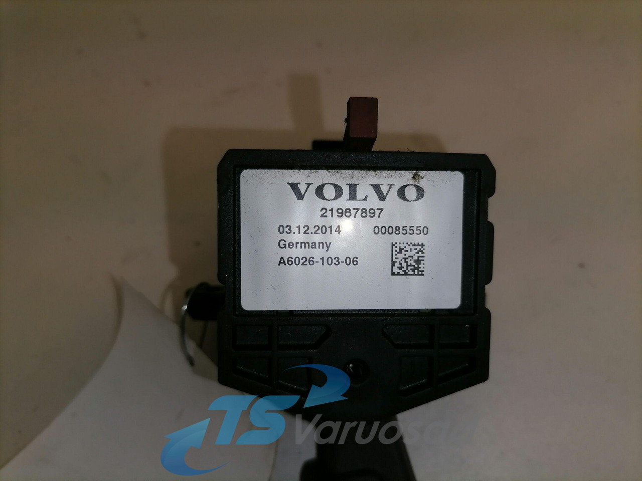Volvo Juhtkang, suunatuled 21967897 - Sistema eléctrico para Camión: foto 2 Volvo Juhtkang, suunatuled 21967897 - Sistema eléctrico para Camión: foto 2