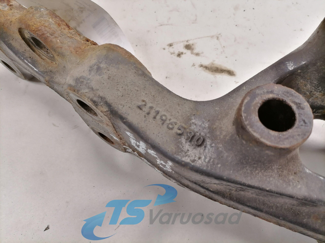 Volvo Kabiini kandur, tagumine 21196590 - Suspensión de cabina para Camión: foto 4 Volvo Kabiini kandur, tagumine 21196590 - Suspensión de cabina para Camión: foto 4