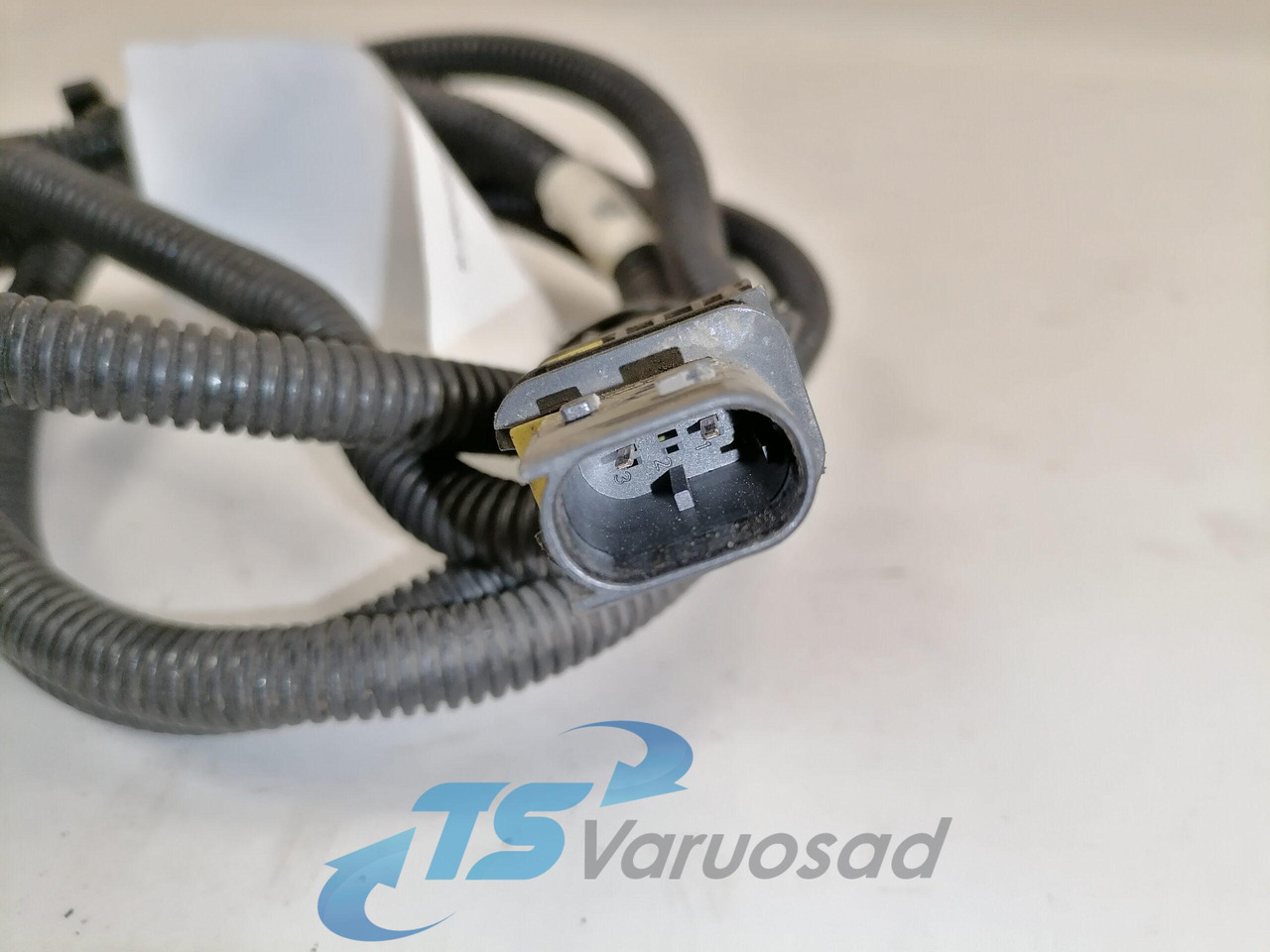 Volvo Raami juhtmestik 21556364 - Pieza universal para Camión: foto 3 Volvo Raami juhtmestik 21556364 - Pieza universal para Camión: foto 3
