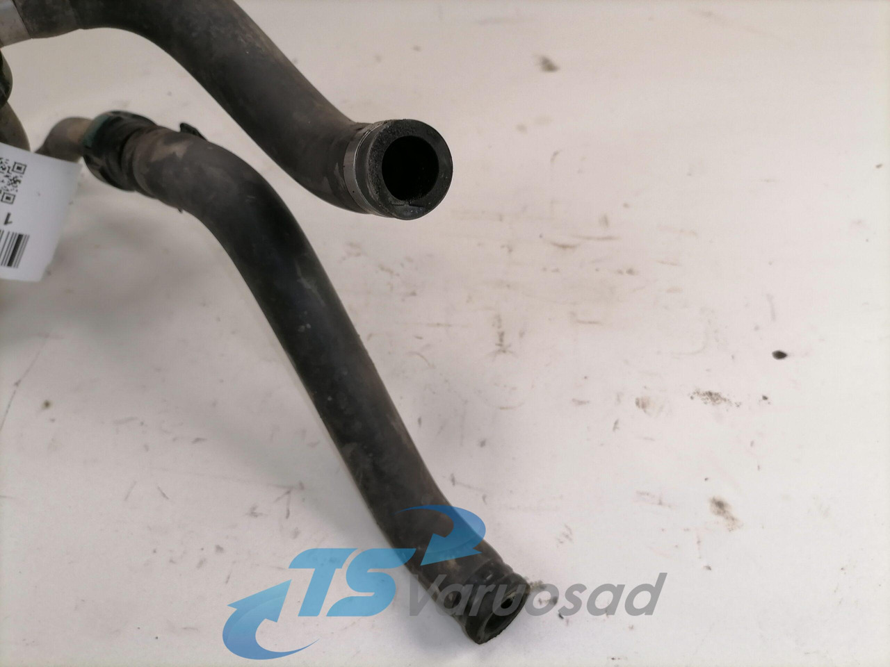 Volvo Salongisoojendus torud 21924629 - Calefacción/ Ventilación para Camión: foto 3 Volvo Salongisoojendus torud 21924629 - Calefacción/ Ventilación para Camión: foto 3
