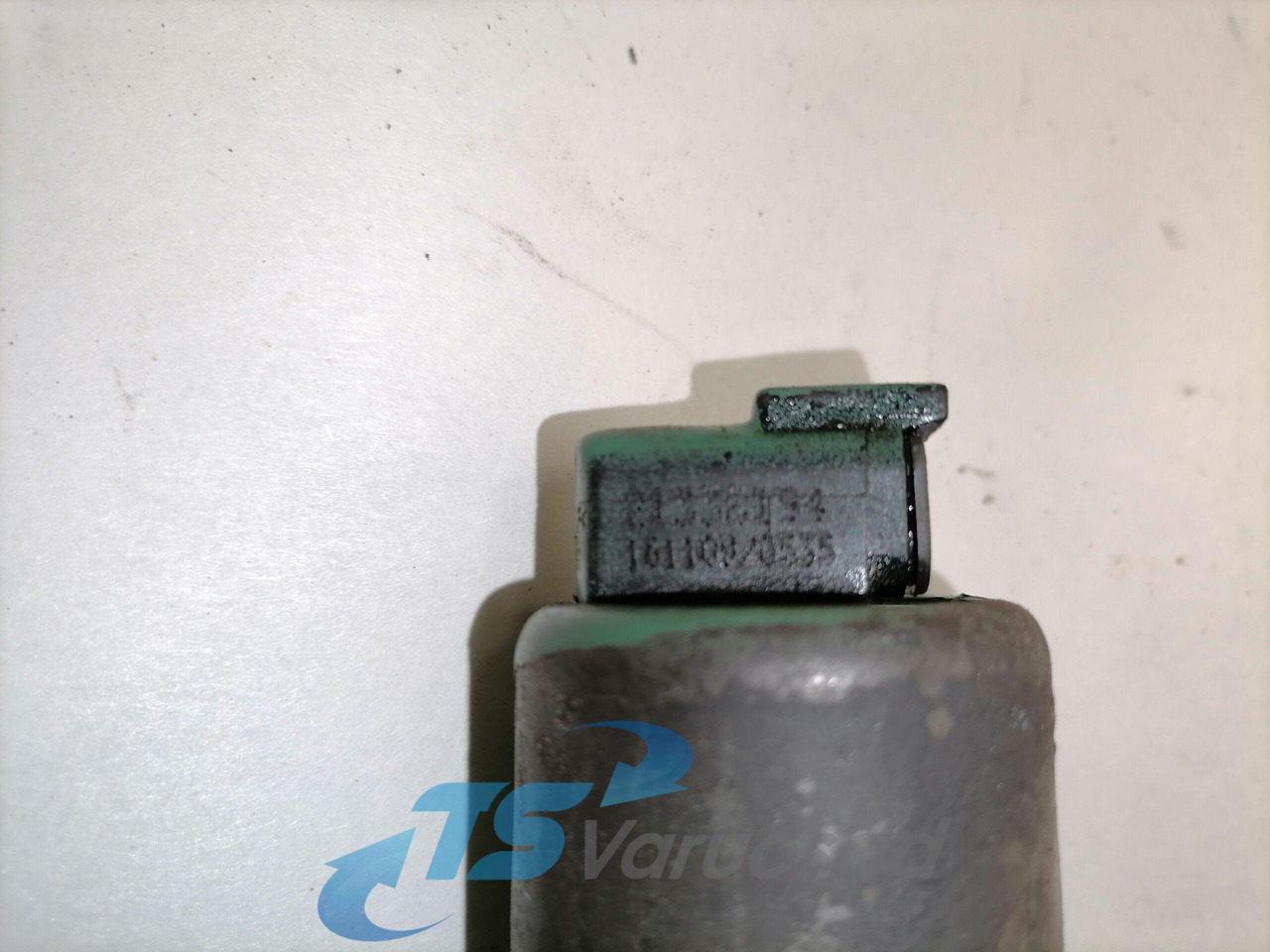 Volvo Sensor, oil pressure 21338194 - Sensor para Camión: foto 4 Volvo Sensor, oil pressure 21338194 - Sensor para Camión: foto 4