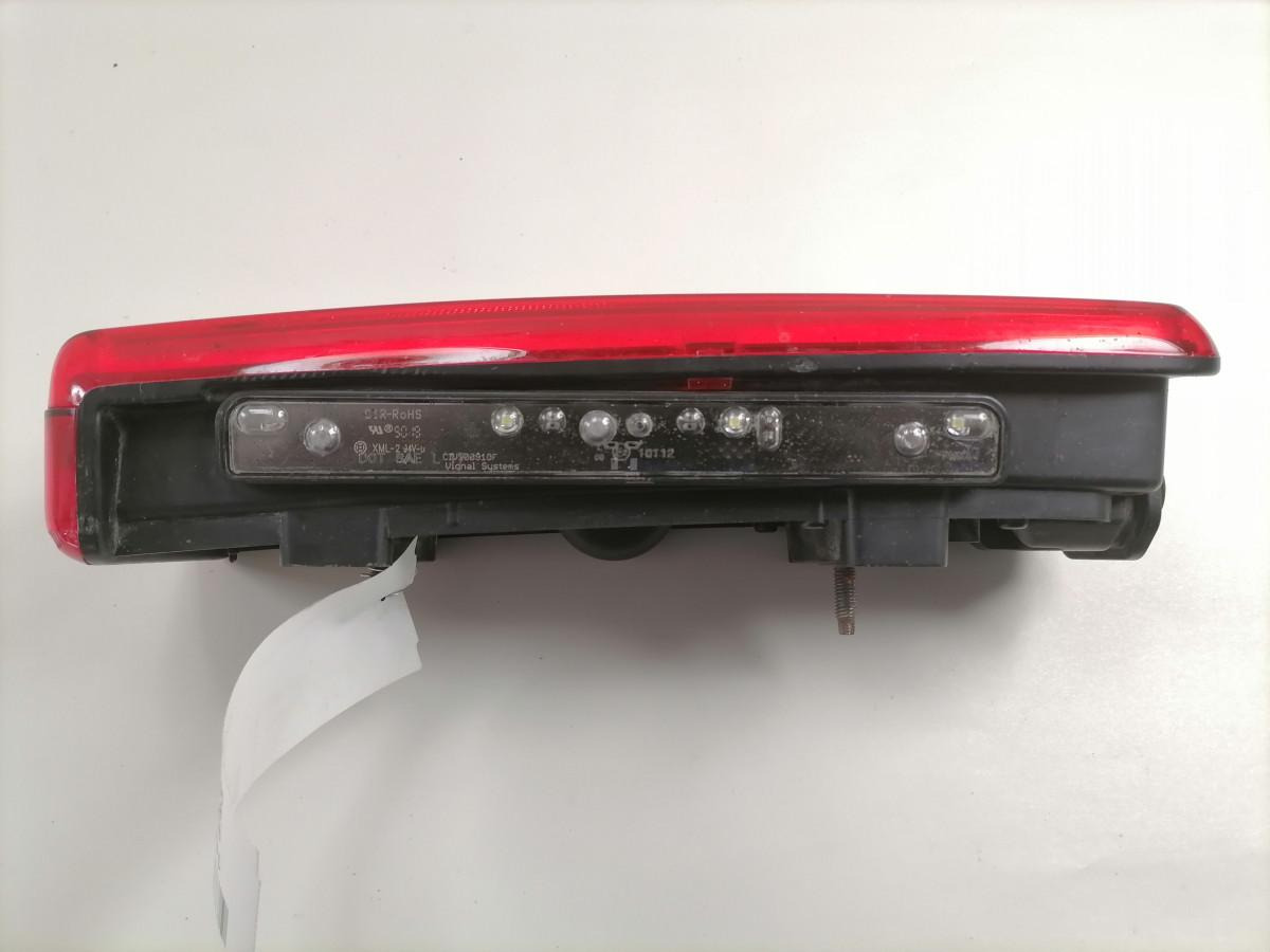 Volvo Tagatuli, vasak (LED) 23522307 - Luz trasera para Camión: foto 4 Volvo Tagatuli, vasak (LED) 23522307 - Luz trasera para Camión: foto 4