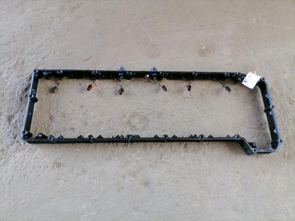 Volvo Vahekaas 22045844 - Cabezal de bloque para Camión: foto 2 Volvo Vahekaas 22045844 - Cabezal de bloque para Camión: foto 2