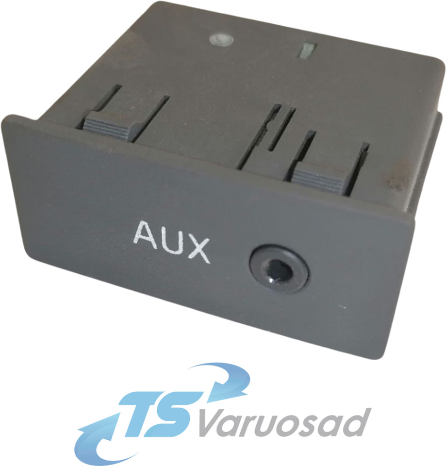 Volvo Volvo AUX pistiku paneel 21079667 - Sistema eléctrico para Camión: foto 1 Volvo Volvo AUX pistiku paneel 21079667 - Sistema eléctrico para Camión: foto 1