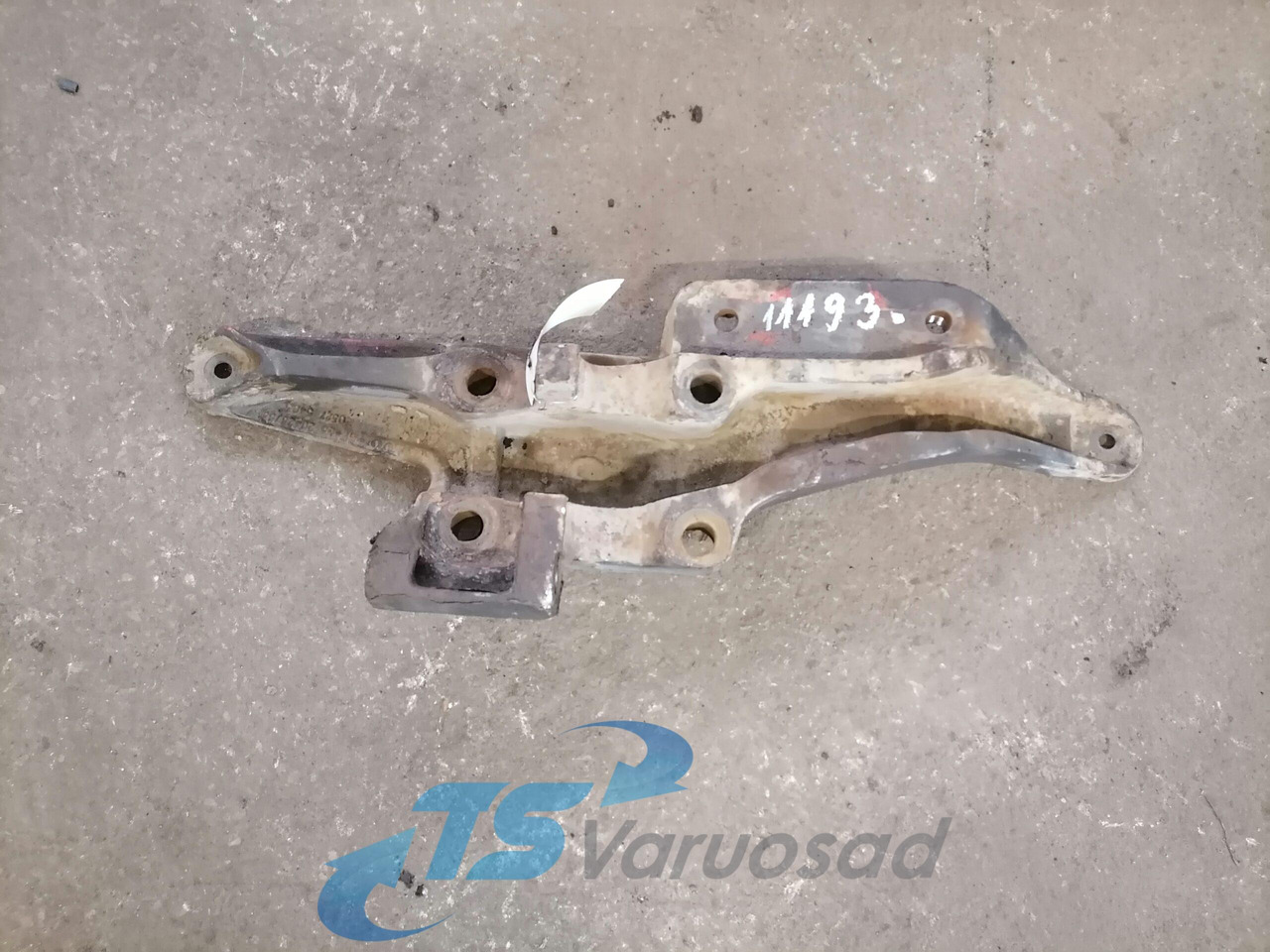 Volvo Volvo drive axle / axle mounting / airbag carrier 20428753 - Eje y piezas para Camión: foto 3 Volvo Volvo drive axle / axle mounting / airbag carrier 20428753 - Eje y piezas para Camión: foto 3