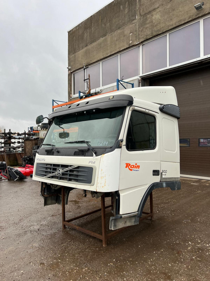 Volvo Volvo kabiin 85103669 - Cabina e interior para Camión: foto 1 Volvo Volvo kabiin 85103669 - Cabina e interior para Camión: foto 1