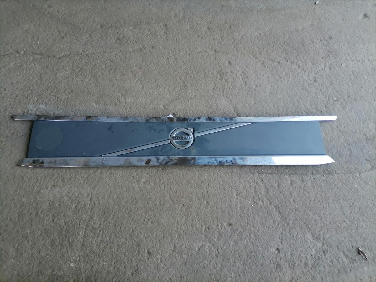 Volvo plastic 82248312 - Parrilla para Camión: foto 2 Volvo plastic 82248312 - Parrilla para Camión: foto 2